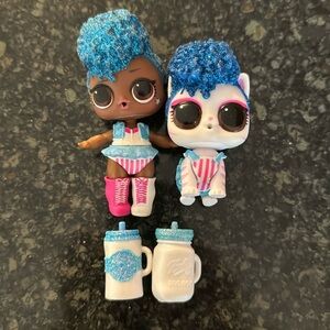 COPY - Independent queen and independent meow lol dolls